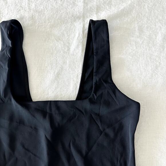 Good American Square Neck Tank Bodysuit - Picture 3 of 9